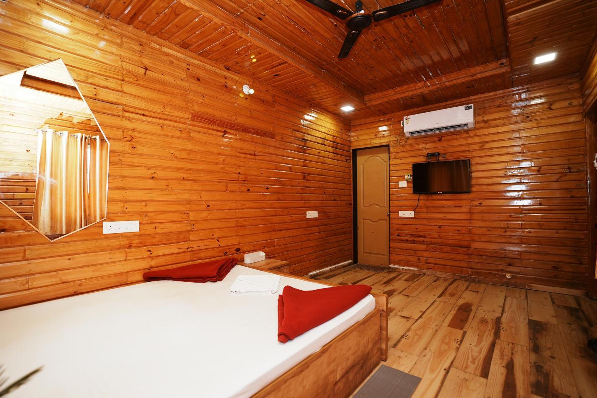 Sunshine Resort Pune Exterior foto